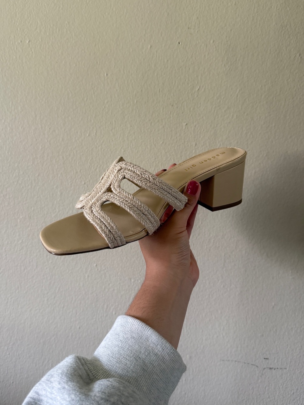 Madden Girl Neutral Raffia Square Toe Open Weave Block Heel Sandals Size 11 Boho